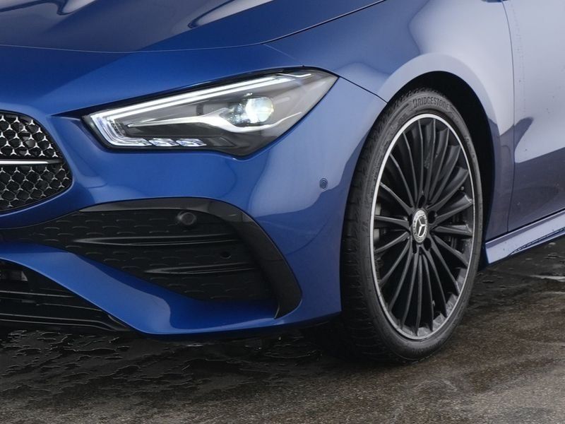 Mercedes-Benz CLA 180 2025