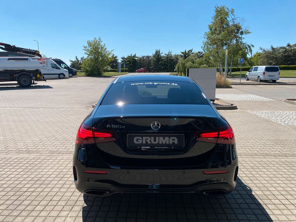 Mercedes-Benz A 180 2025