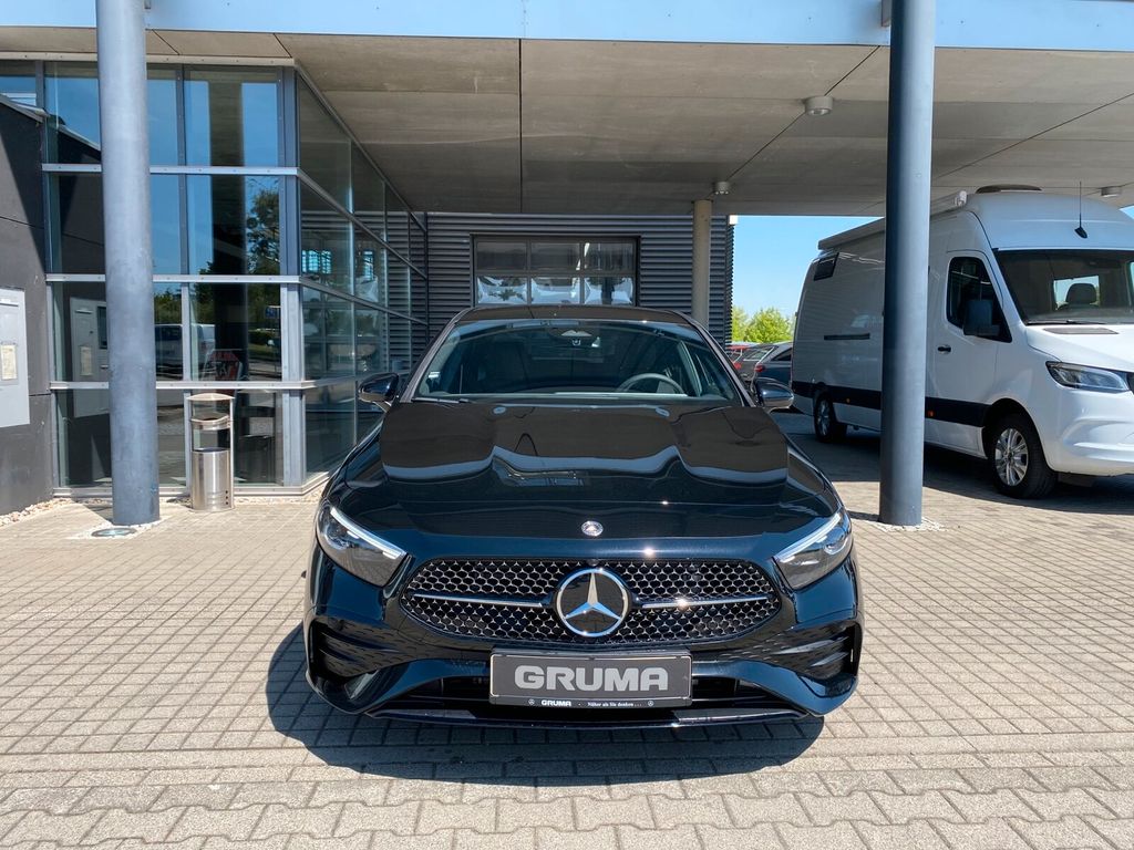 Mercedes-Benz A 180 2025