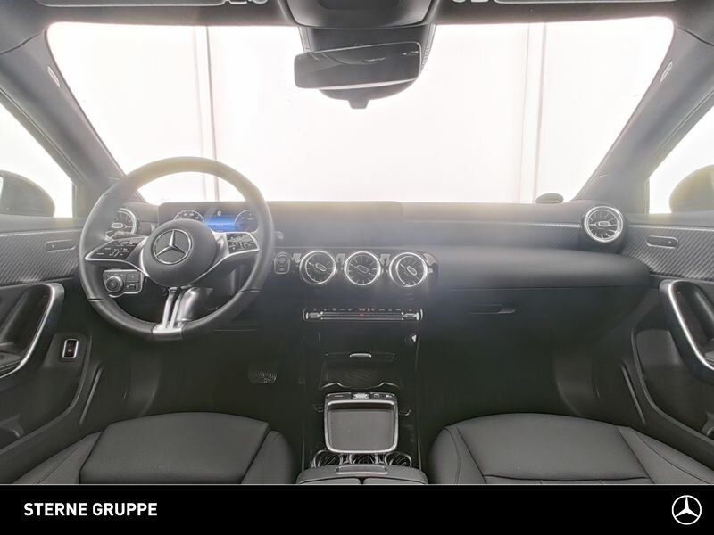 Mercedes-Benz A 200 2024