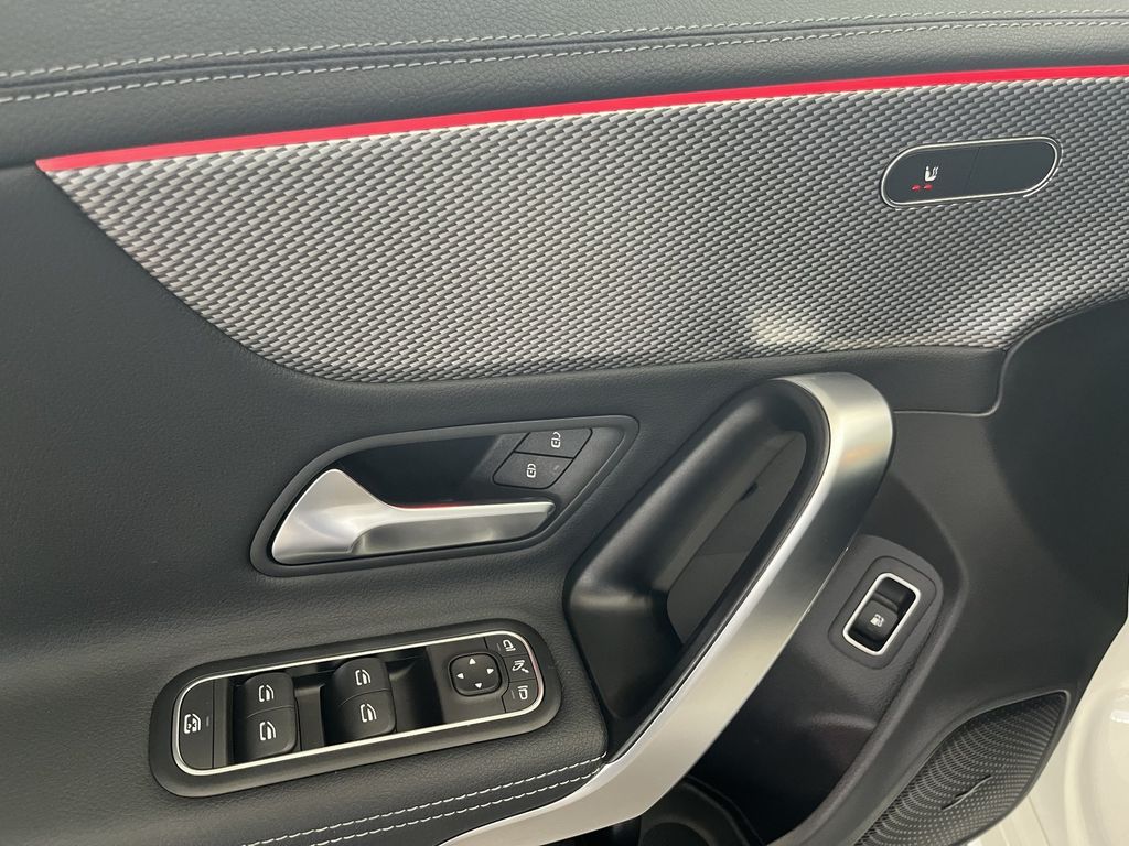 Mercedes-Benz CLA 250 2022