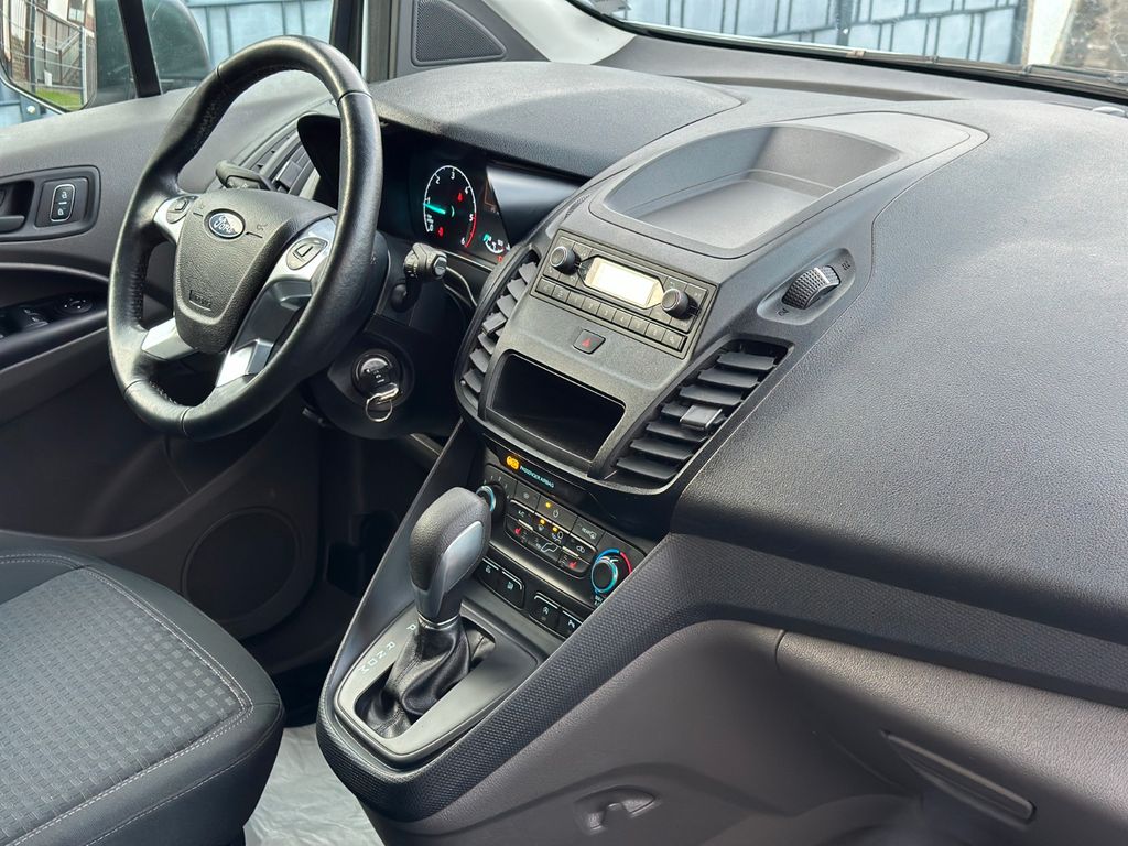 Ford Transit 2021