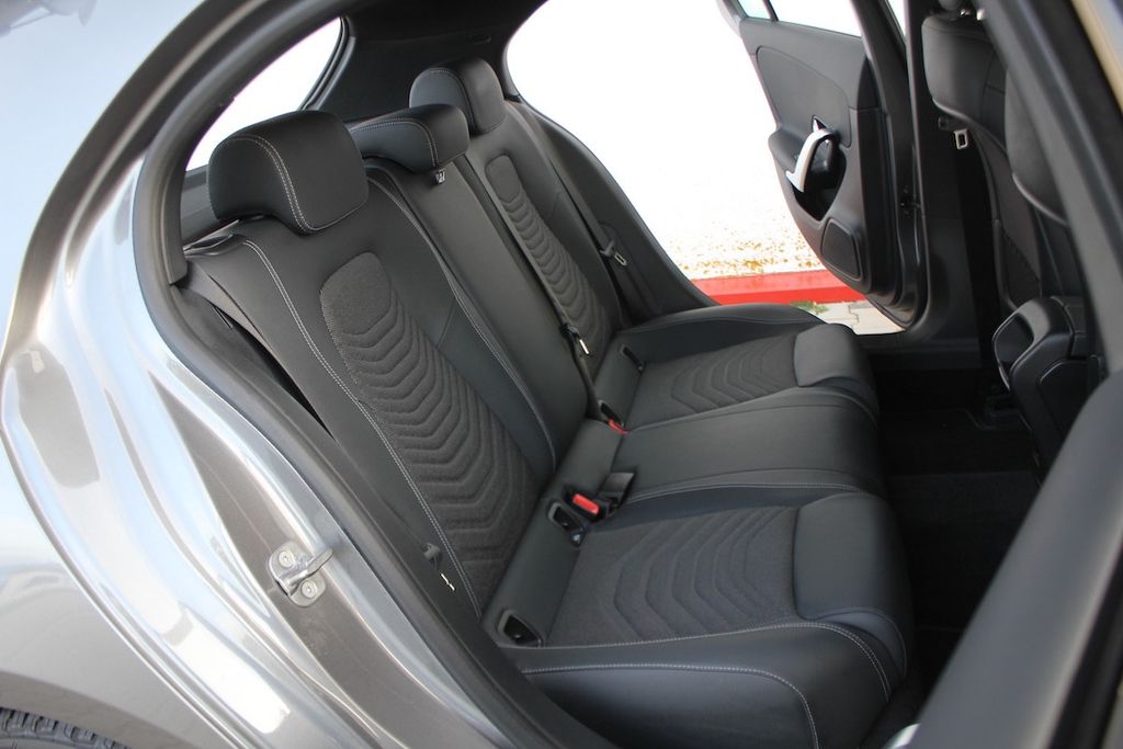 Mercedes-Benz A 180 2024