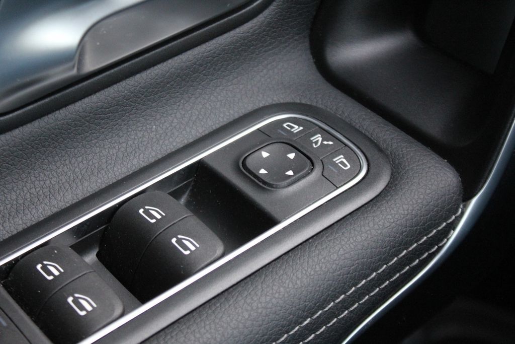 Mercedes-Benz A 180 2024