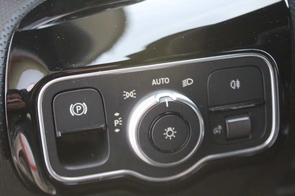 Mercedes-Benz A 180 2024