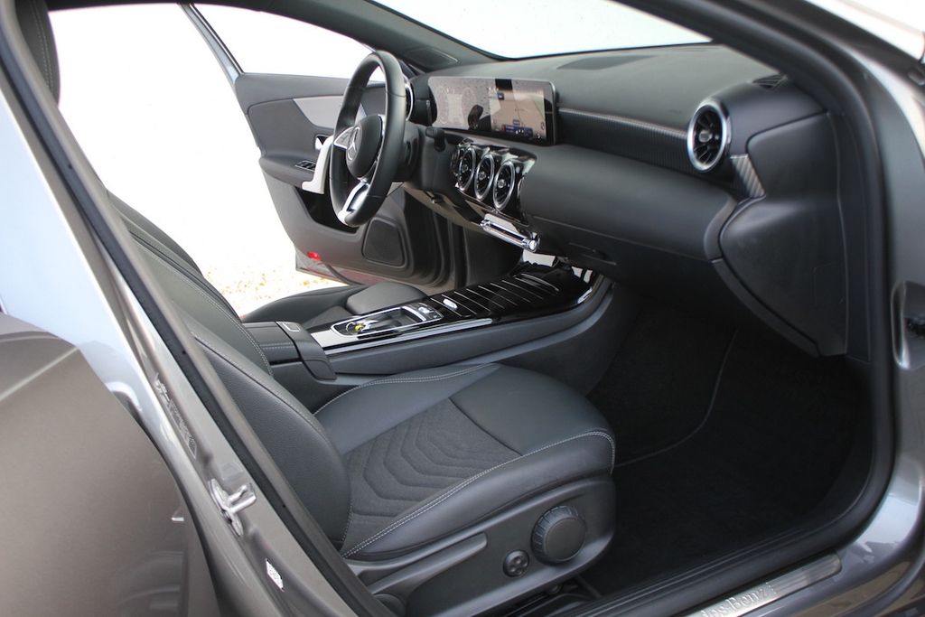 Mercedes-Benz A 180 2024