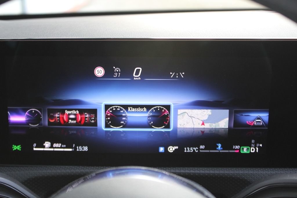 Mercedes-Benz A 180 2024