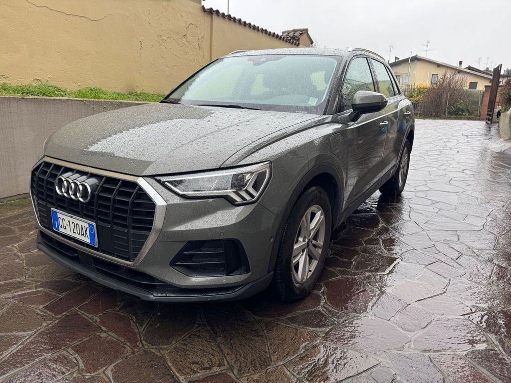Audi Q3 2021