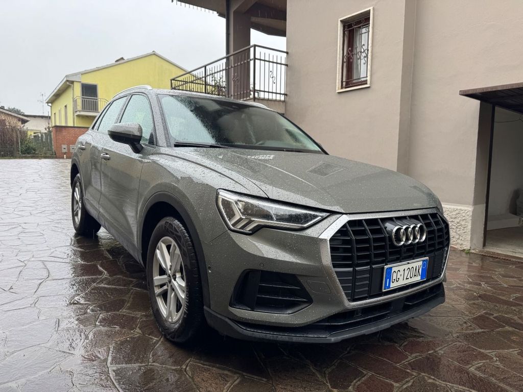 Audi Q3 2021