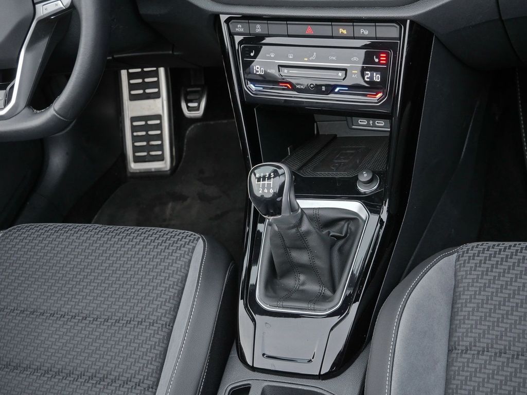 Volkswagen T-Roc 2023