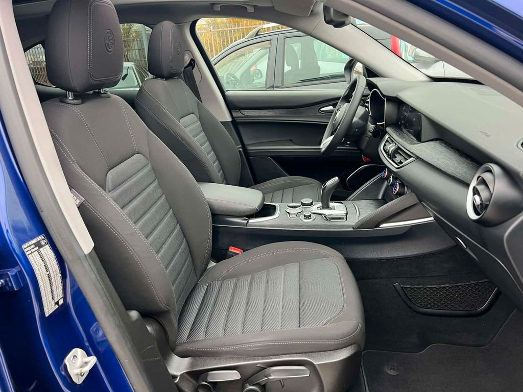 Alfa Romeo Stelvio 2021