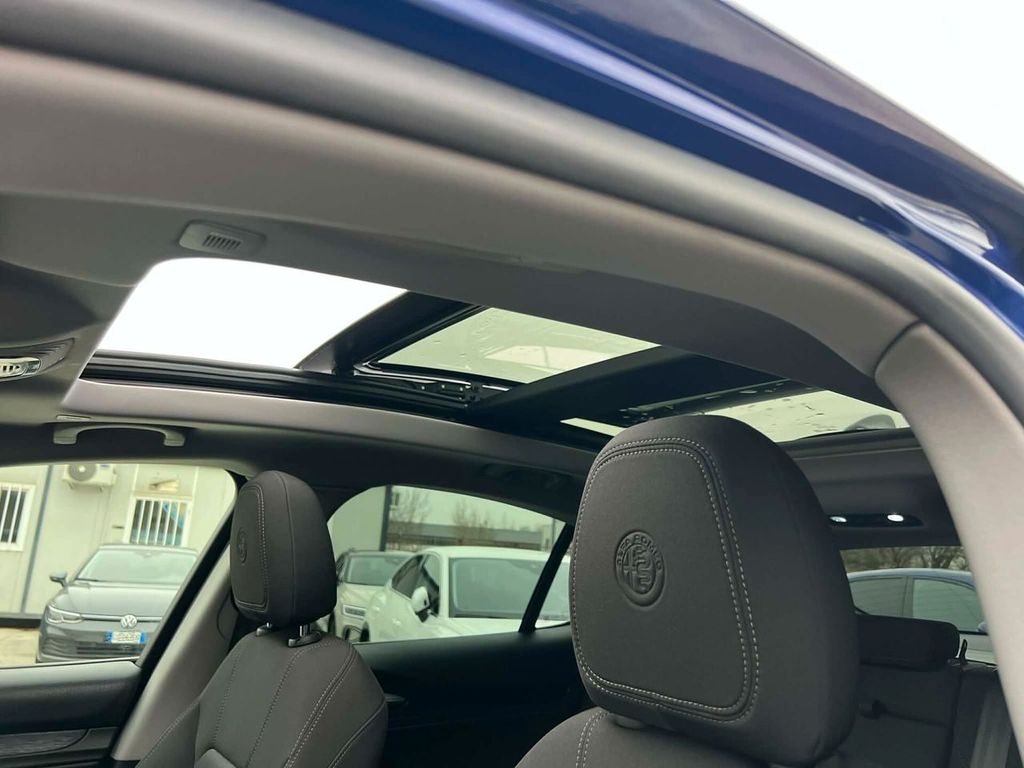 Alfa Romeo Stelvio 2021