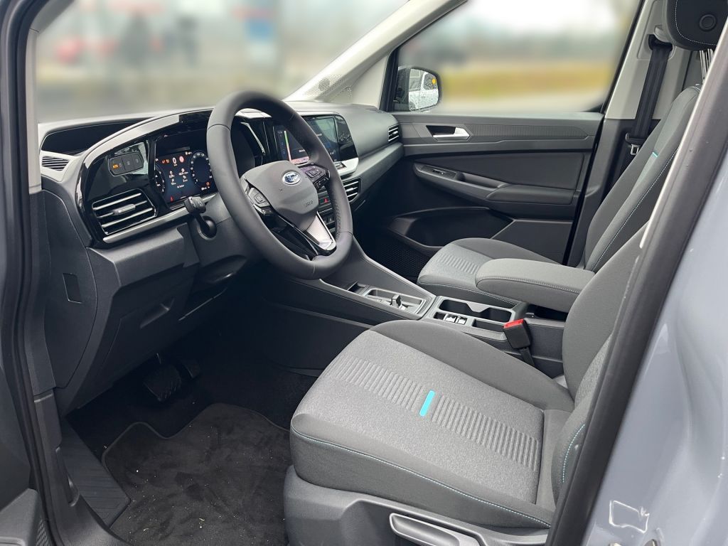 Ford Grand Tourneo 2025