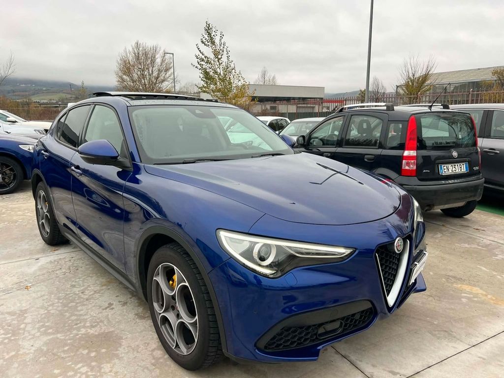 Alfa Romeo Stelvio 2021