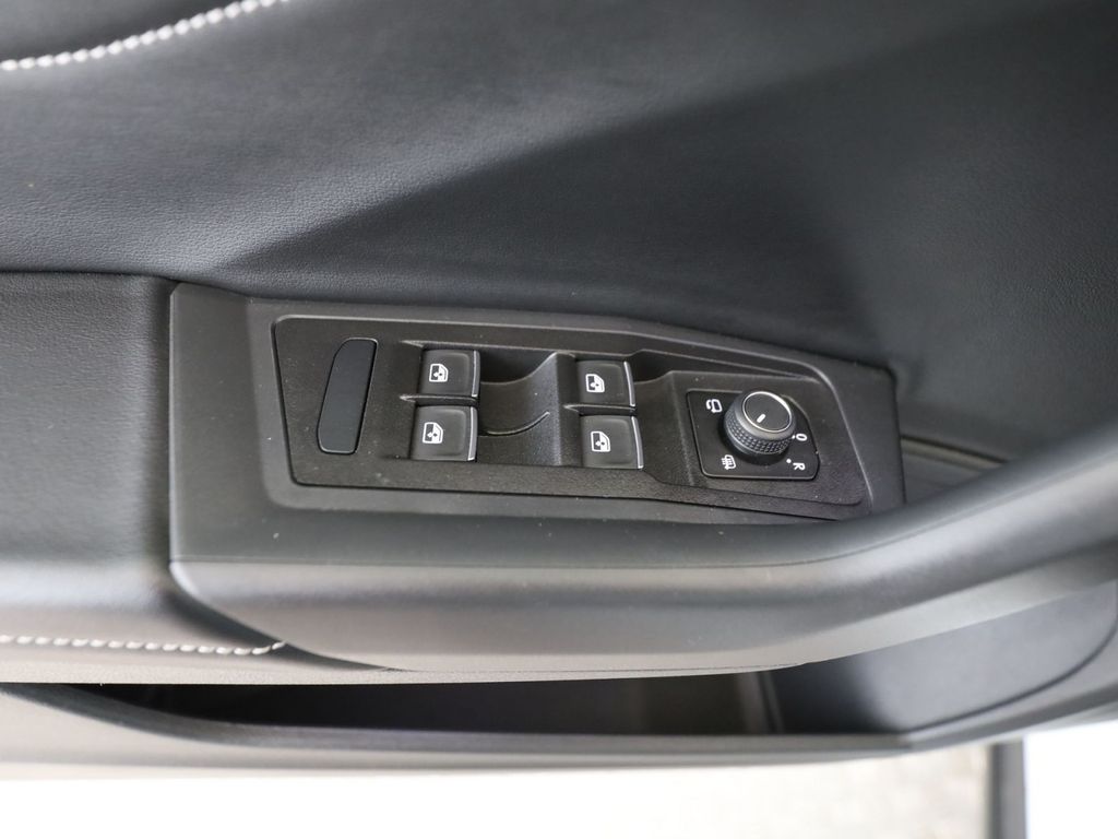 Volkswagen T-Roc 2024