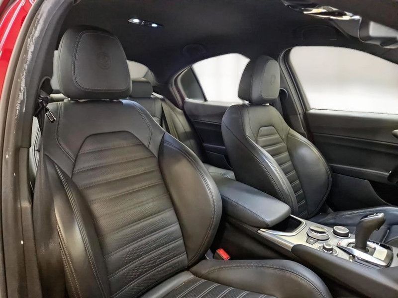 Alfa Romeo Giulia 2024