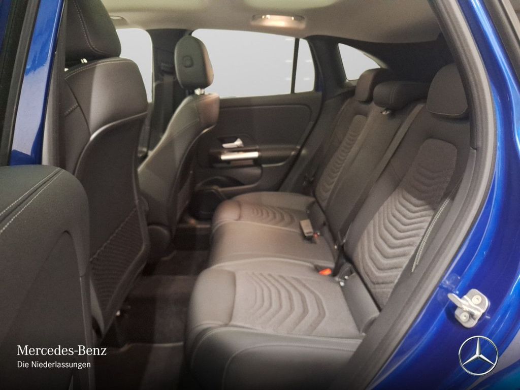 Mercedes-Benz GLA 180 2024