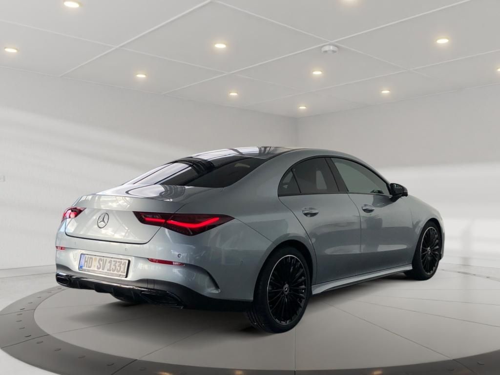 Mercedes-Benz CLA 180 2026