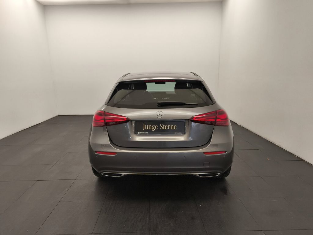 Mercedes-Benz A 200 2025