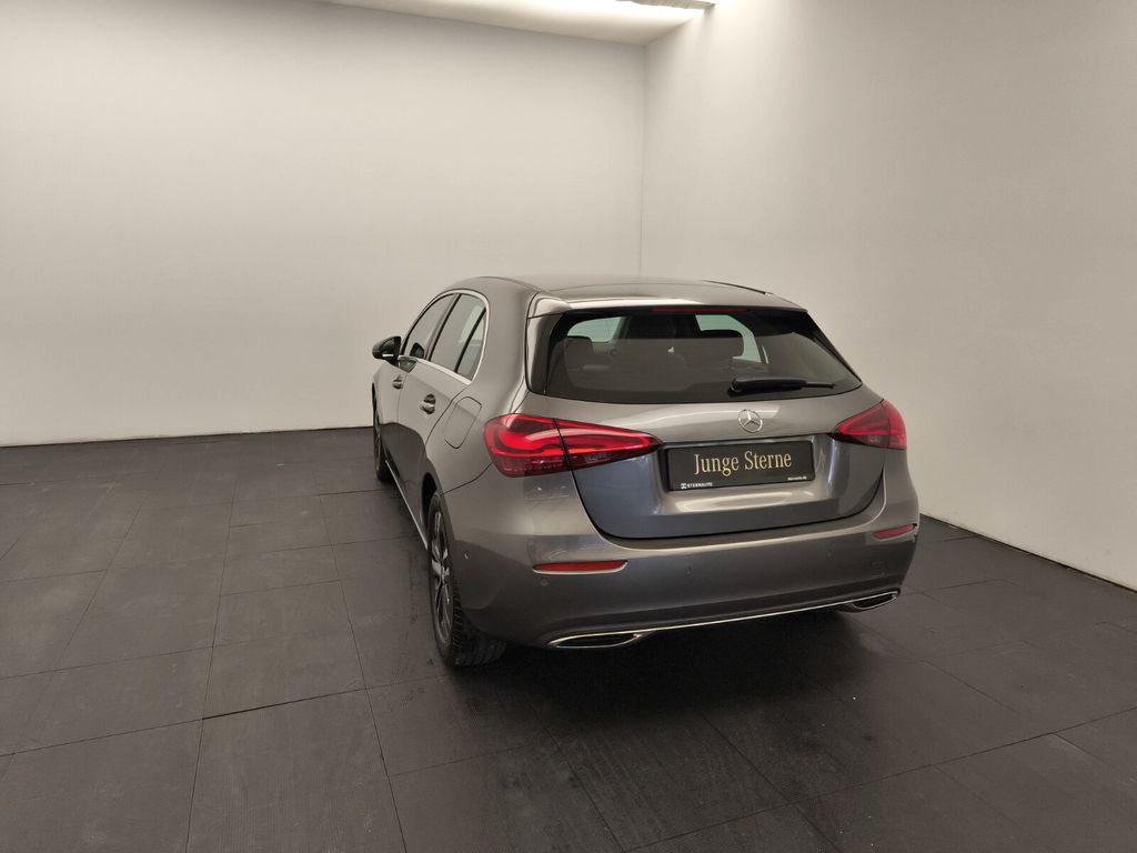 Mercedes-Benz A 200 2025