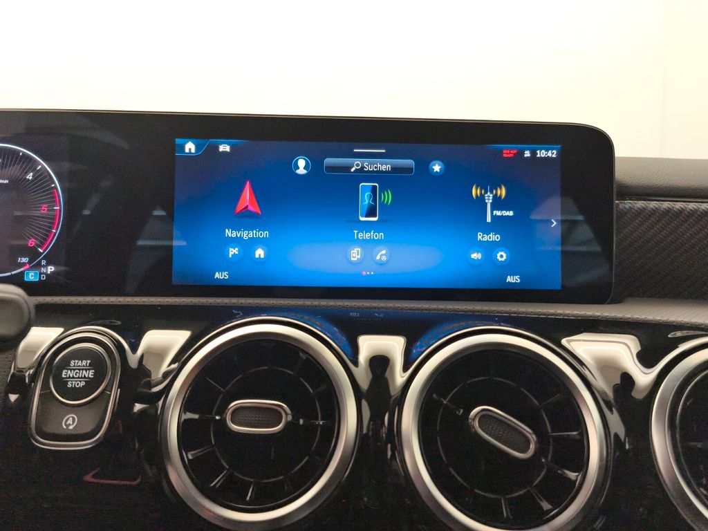 Mercedes-Benz A 200 2025