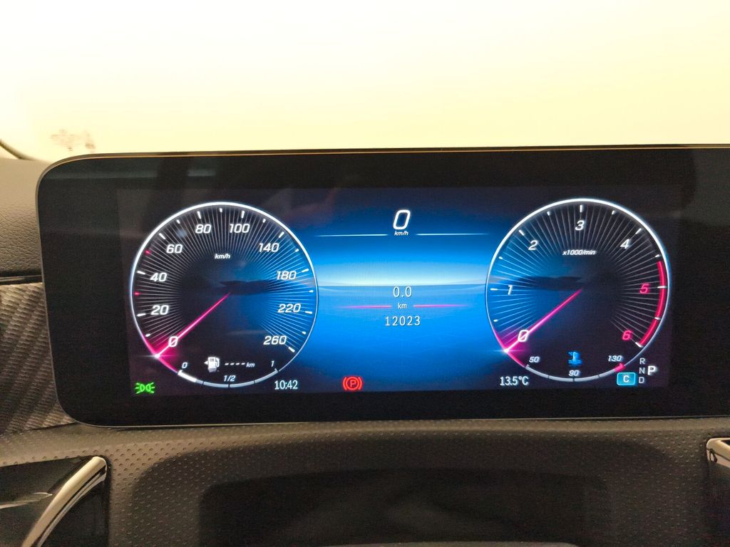 Mercedes-Benz A 200 2025