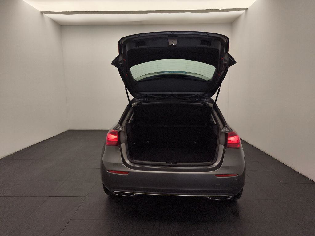 Mercedes-Benz A 200 2025