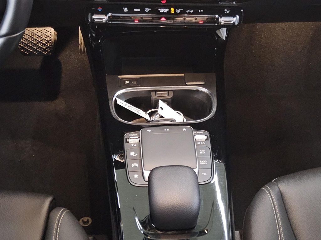 Mercedes-Benz A 200 2021