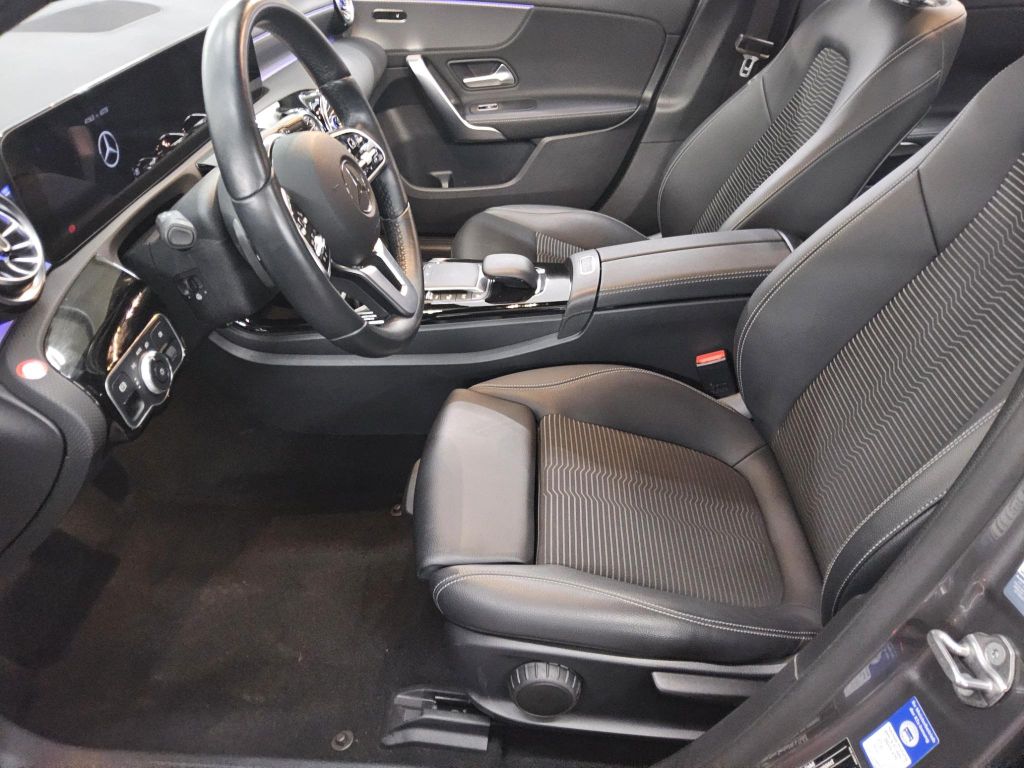 Mercedes-Benz A 200 2021