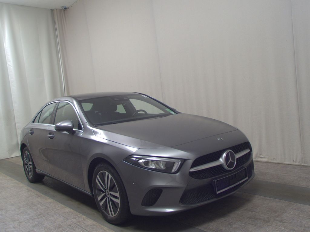 Mercedes-Benz A 200 2021