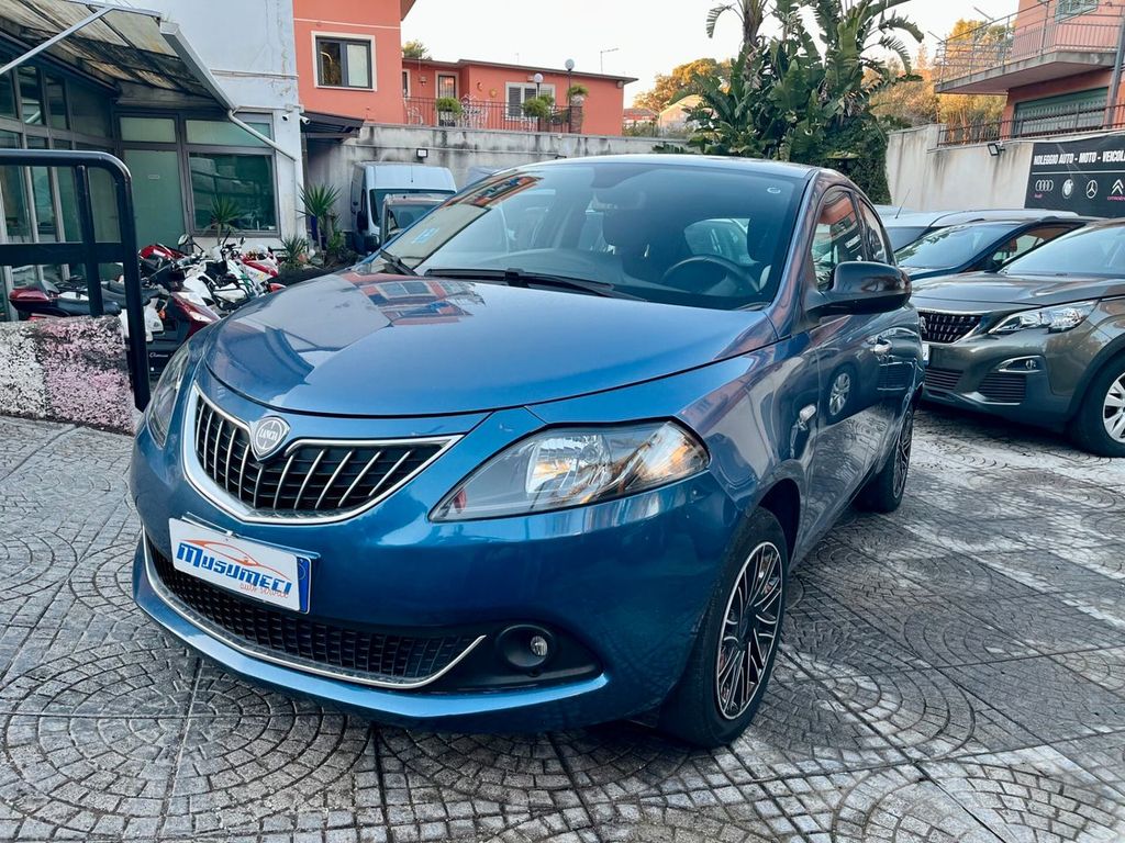 Lancia Ypsilon 2022