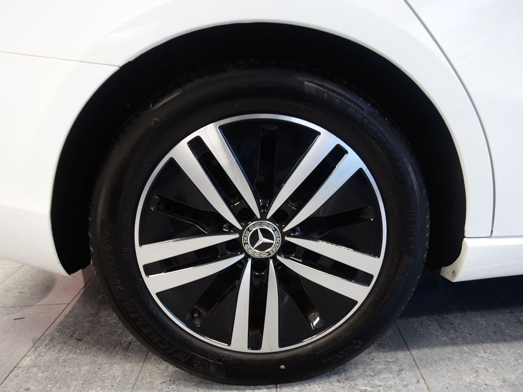 Mercedes-Benz A 180 2022