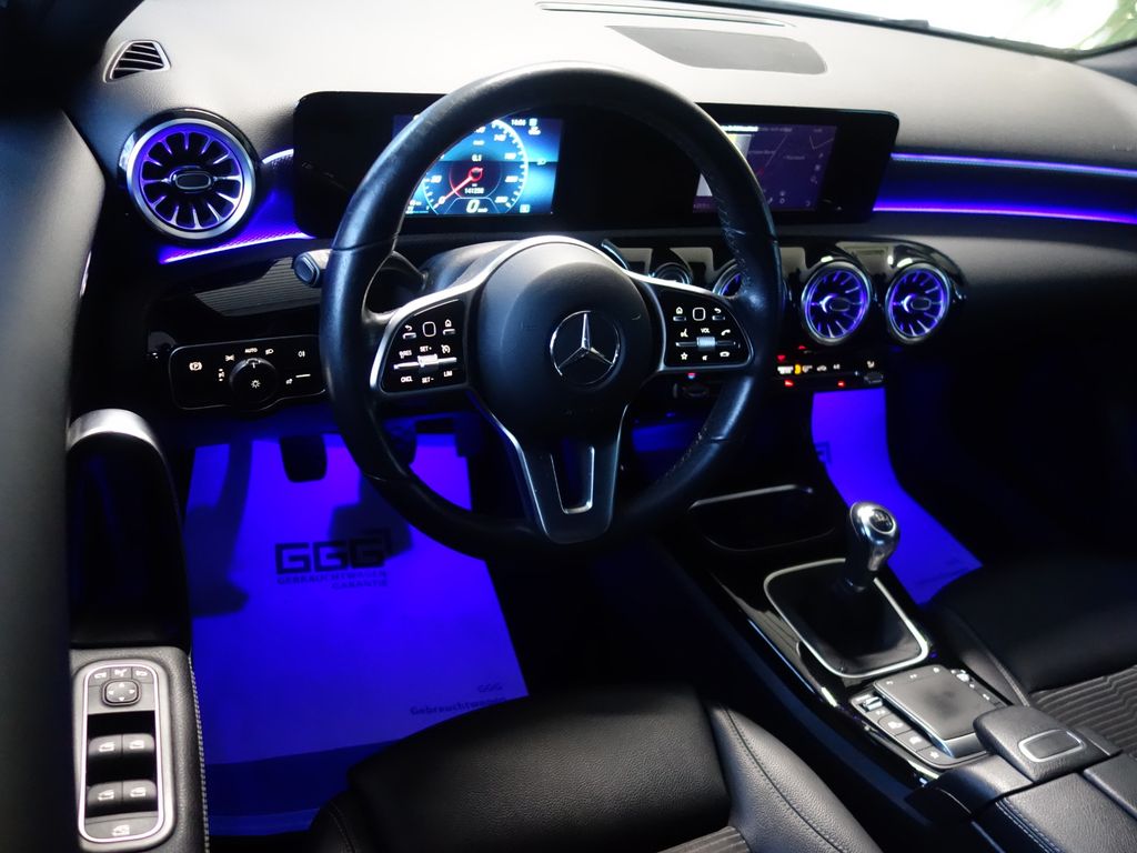 Mercedes-Benz A 180 2022