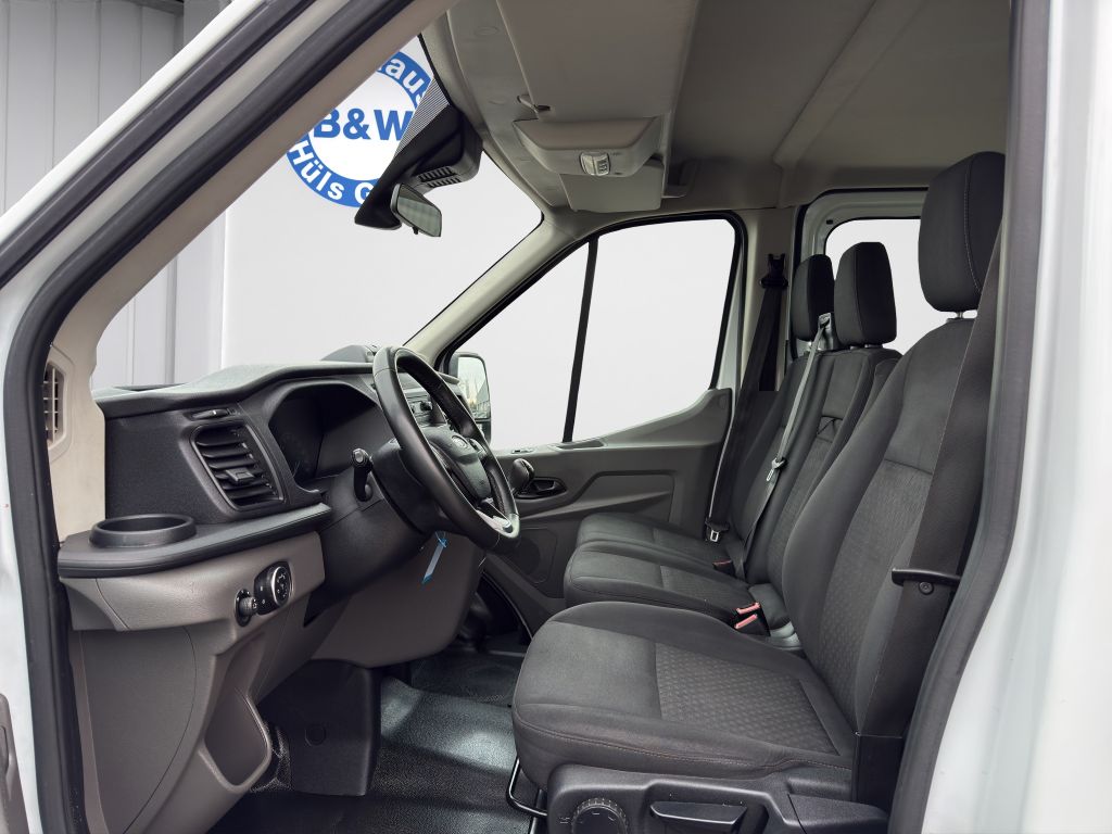 Ford Transit 2023