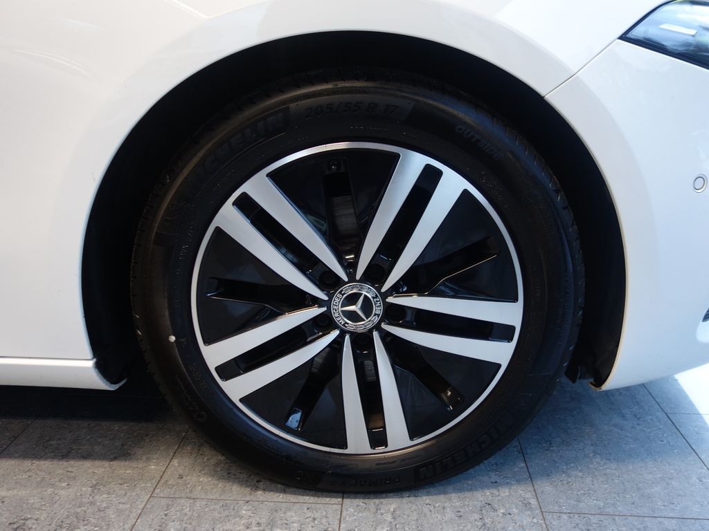 Mercedes-Benz A 180 2022