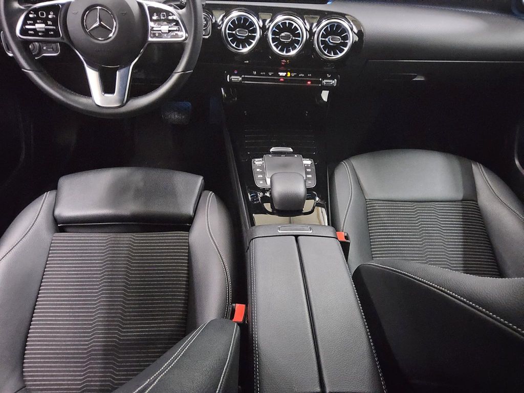 Mercedes-Benz A 200 2022