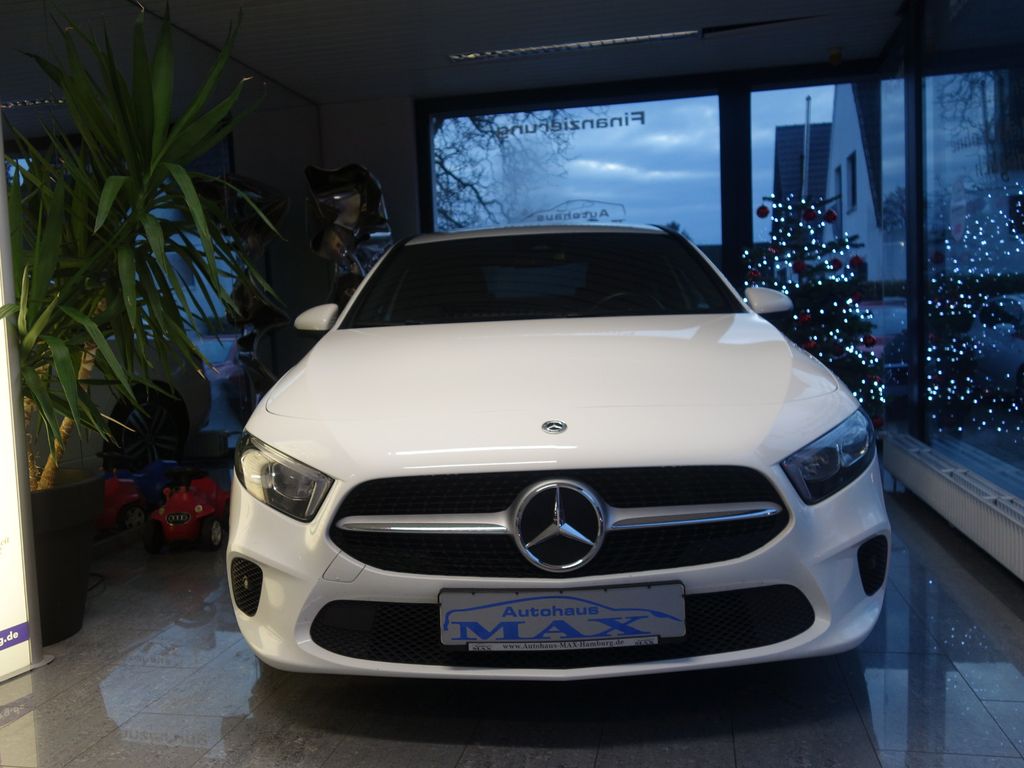 Mercedes-Benz A 180 2022