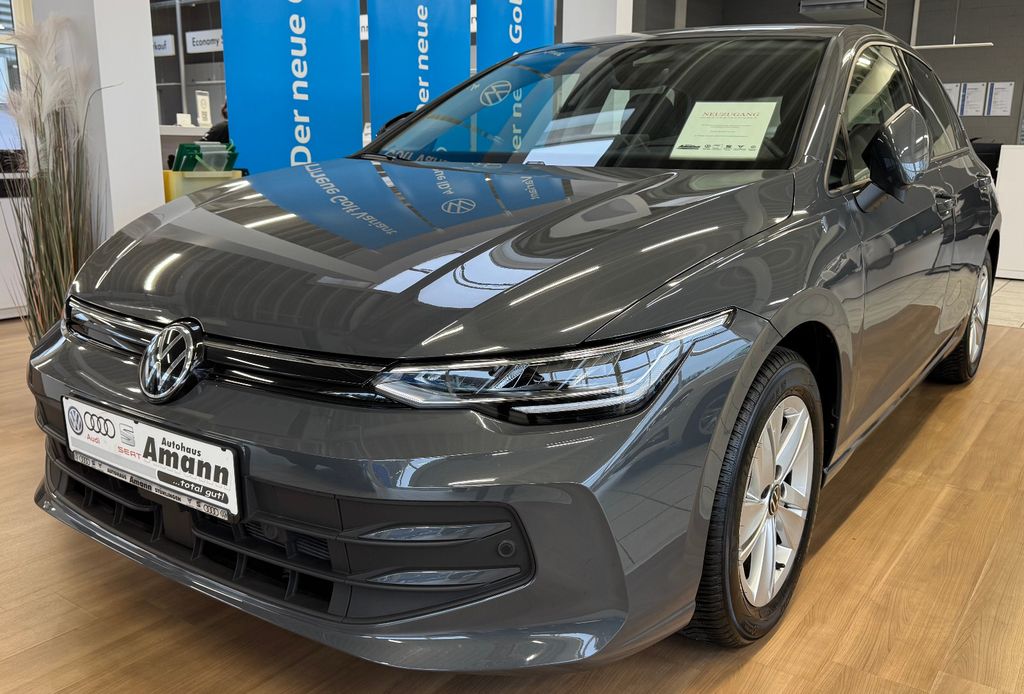 Volkswagen Golf 2024
