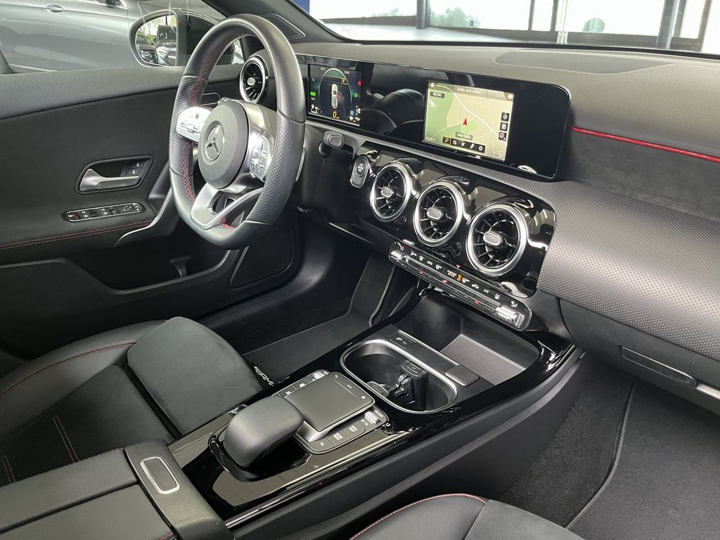 Mercedes-Benz A 250 2021