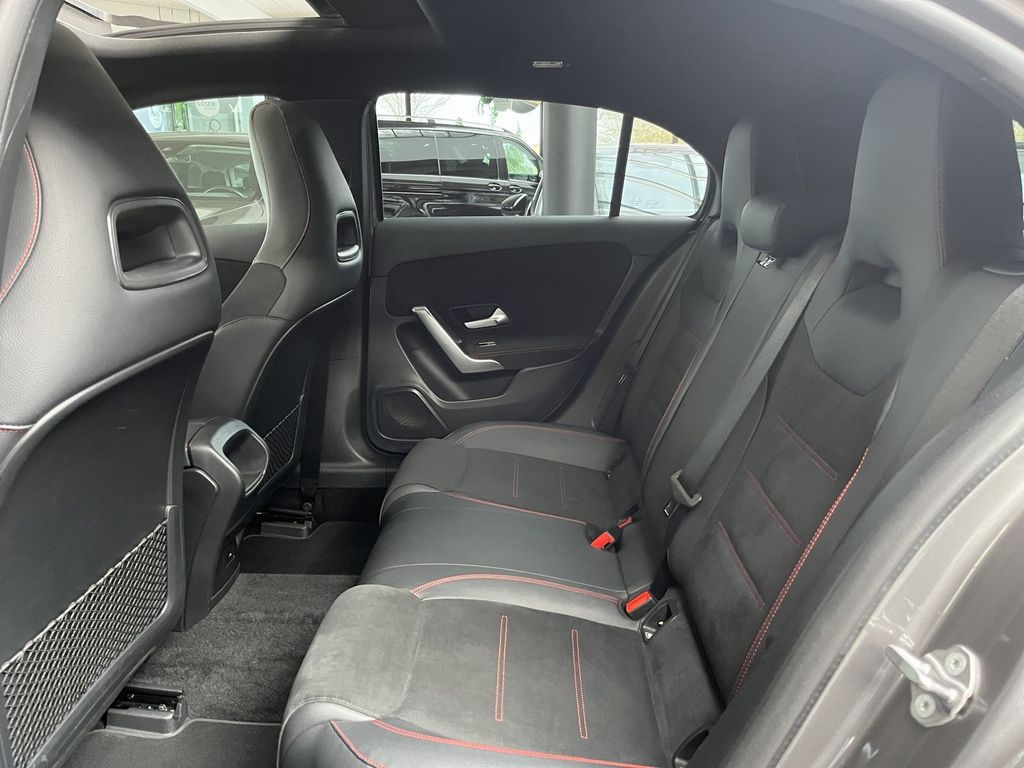 Mercedes-Benz A 250 2021