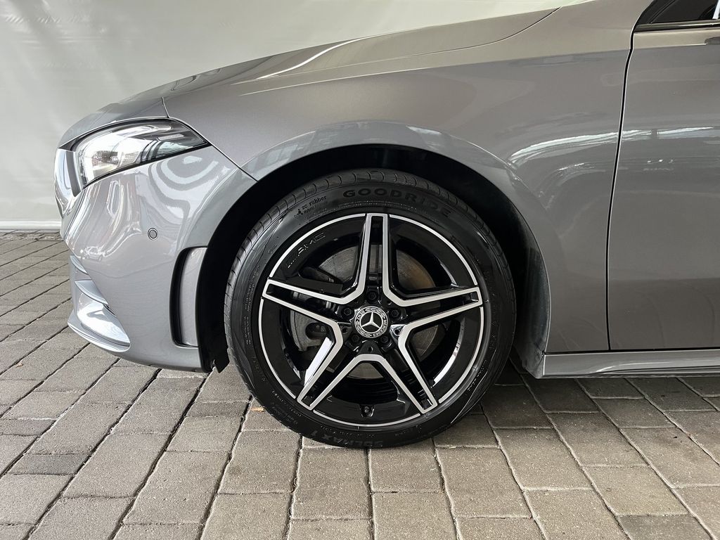 Mercedes-Benz A 250 2021
