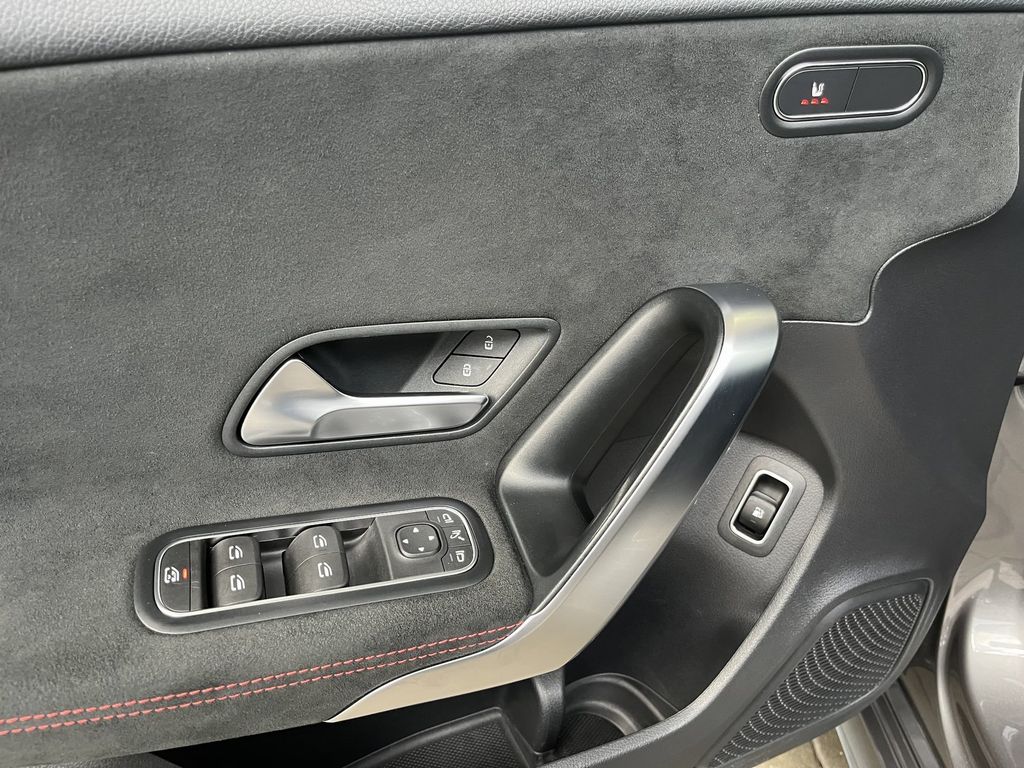 Mercedes-Benz A 250 2021