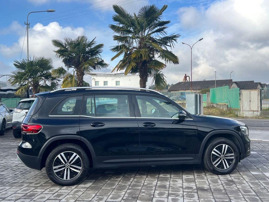 Mercedes-Benz GLB 200 2021