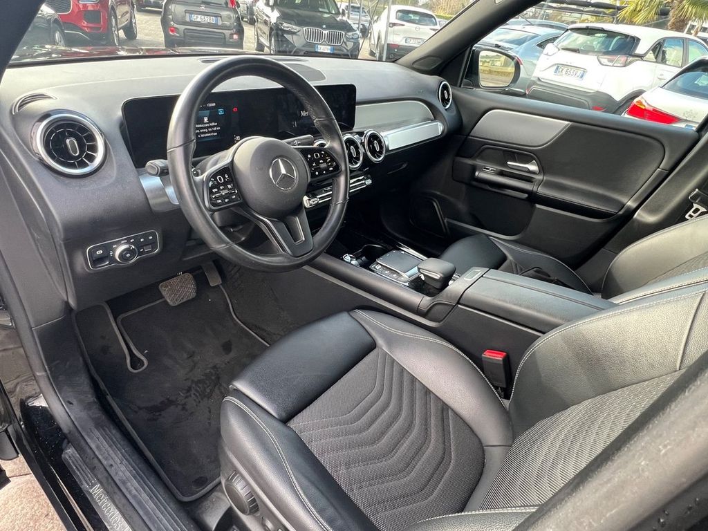 Mercedes-Benz GLB 200 2021