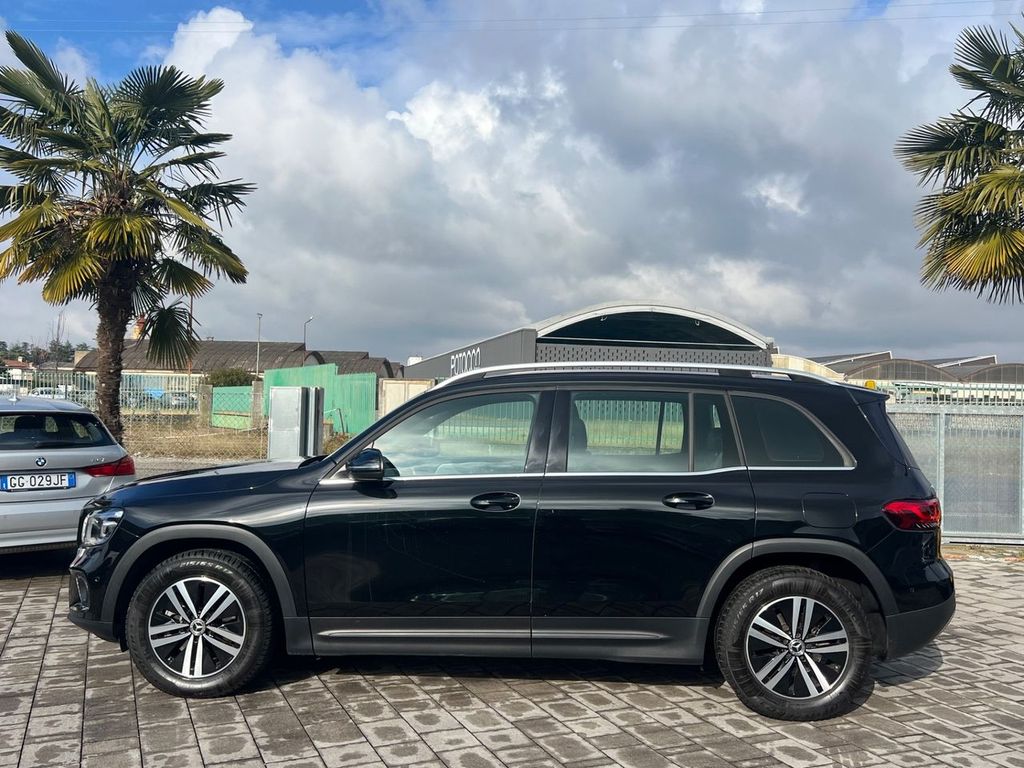 Mercedes-Benz GLB 200 2021