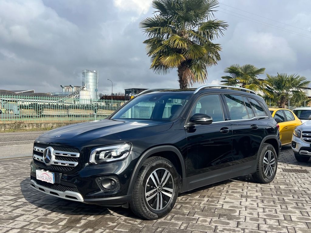 Mercedes-Benz GLB 200 2021