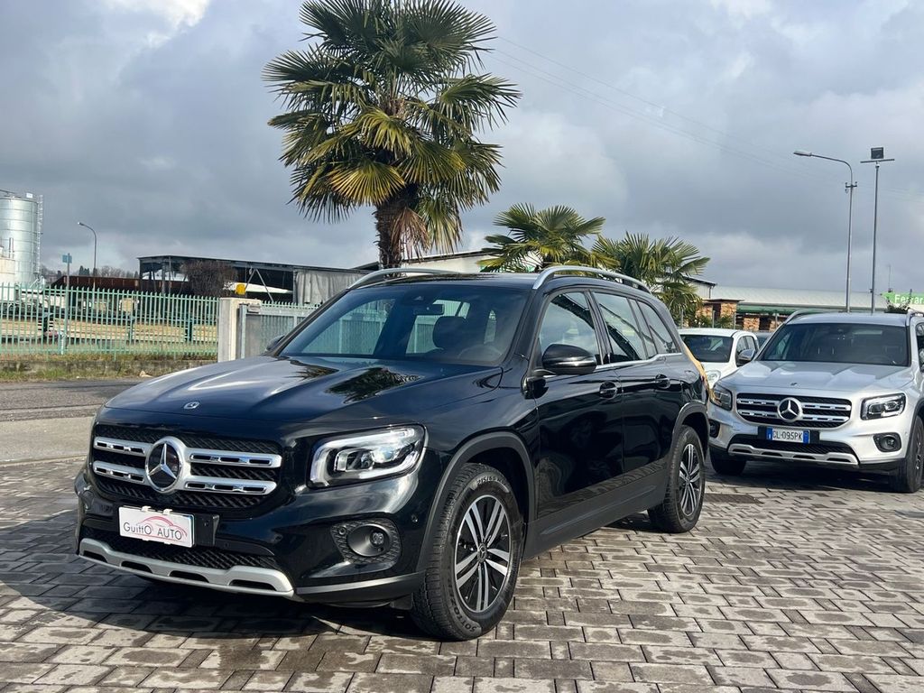 Mercedes-Benz GLB 200 2021