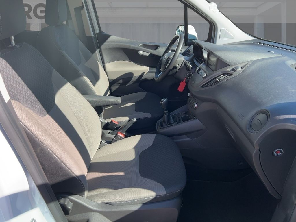 Ford Tourneo Courier 2020