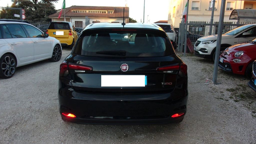 Fiat Tipo 2021