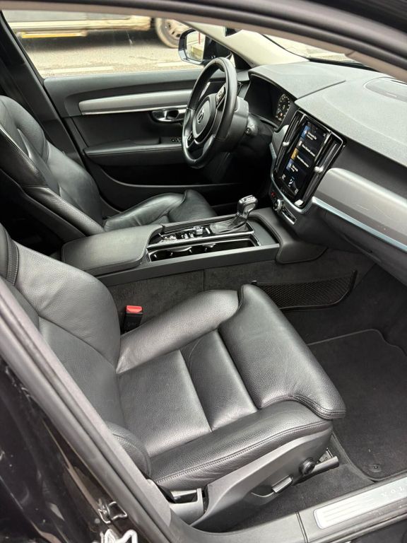 Volvo V90 2020